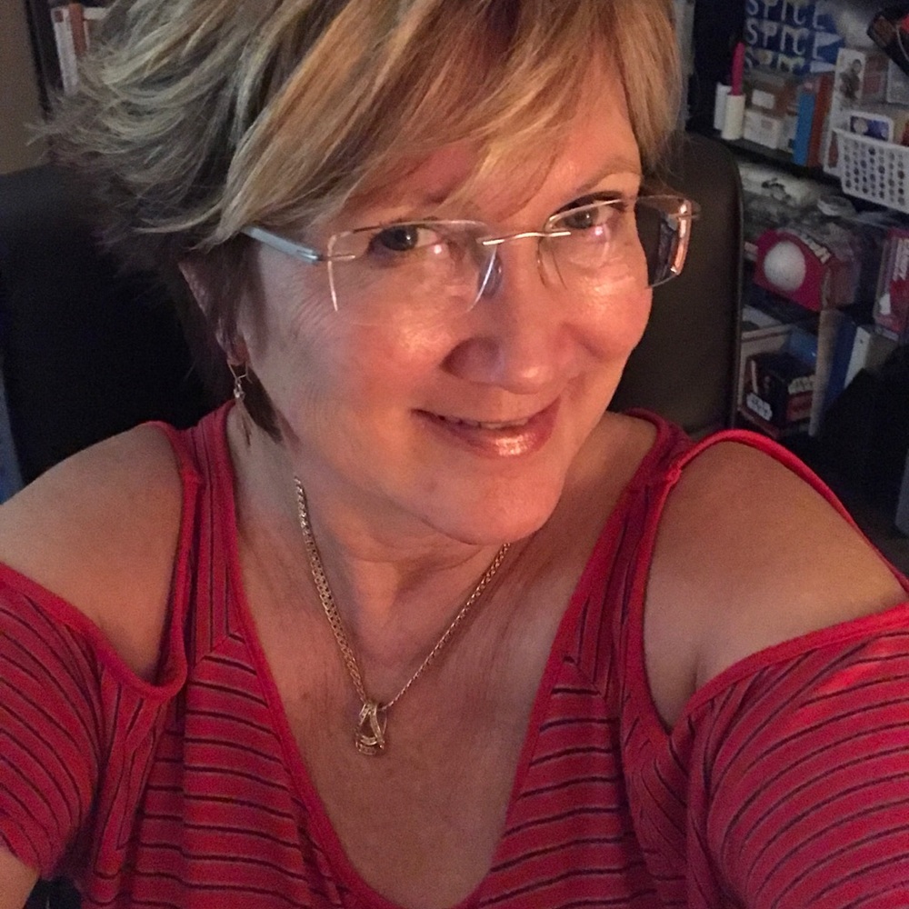 Meet your Posher, Vicki